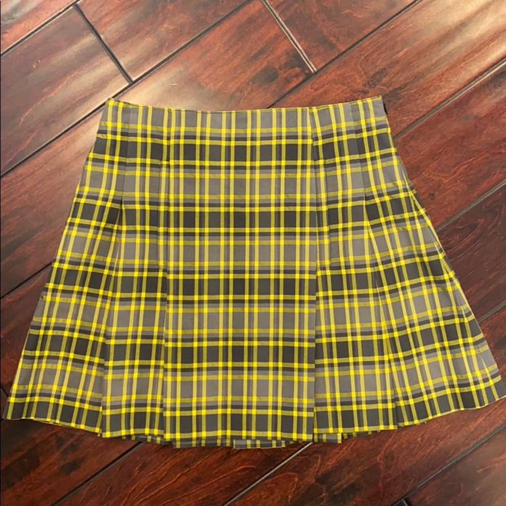 Theory plaid pleated skirt